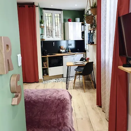 De Charme Climatise Gare Riquier