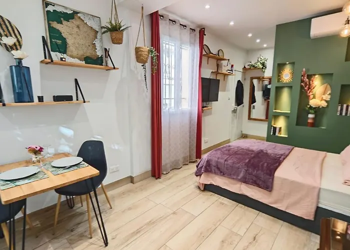 De Charme Climatise Gare Riquier Apartamento